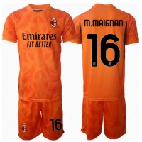 Camiseta AC Milan Mike Maignan #16 Portero Segunda Equipación Replica 2024-25 para niños mangas cortas (+ Pantalones cortos)
